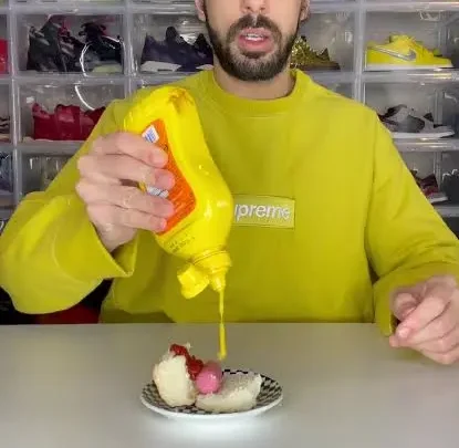 Bader Al Safar Biography: Ethnicity, YouTube, Age, Food Videos, Height, Net Worth, Awards, Instagram