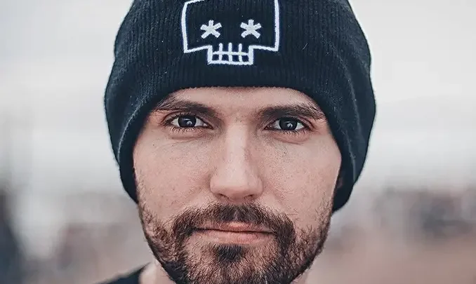 Noize MC Biography: Wife, Kids, Age, Albums, Career, Net Worth, Songs, Instagram