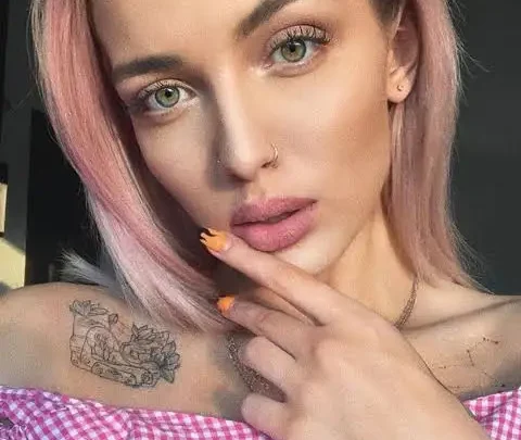 Mary Gu Bio: Husband, Age, Height, Albums, Songs, Albums, YouTube, Net Worth, Instagram