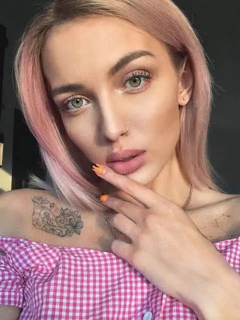 Mary Gu Bio: Husband, Age, Height, Albums, Songs, Albums, YouTube, Net Worth, Instagram