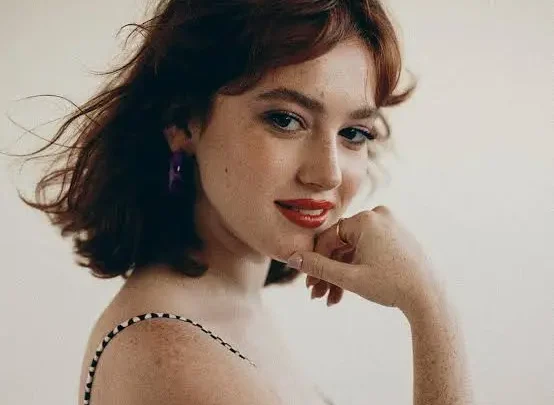 Bar Miniely Biography: Ethnicity, Parents, Religion, Height, Movies, Age, Instagram, Net Worth