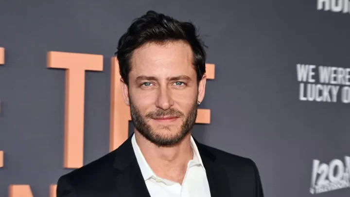 Michael Aloni Biography: Awards, Net Worth, Age, Movies, Parents, Height, Wife, Ethnicity, Tv Shows