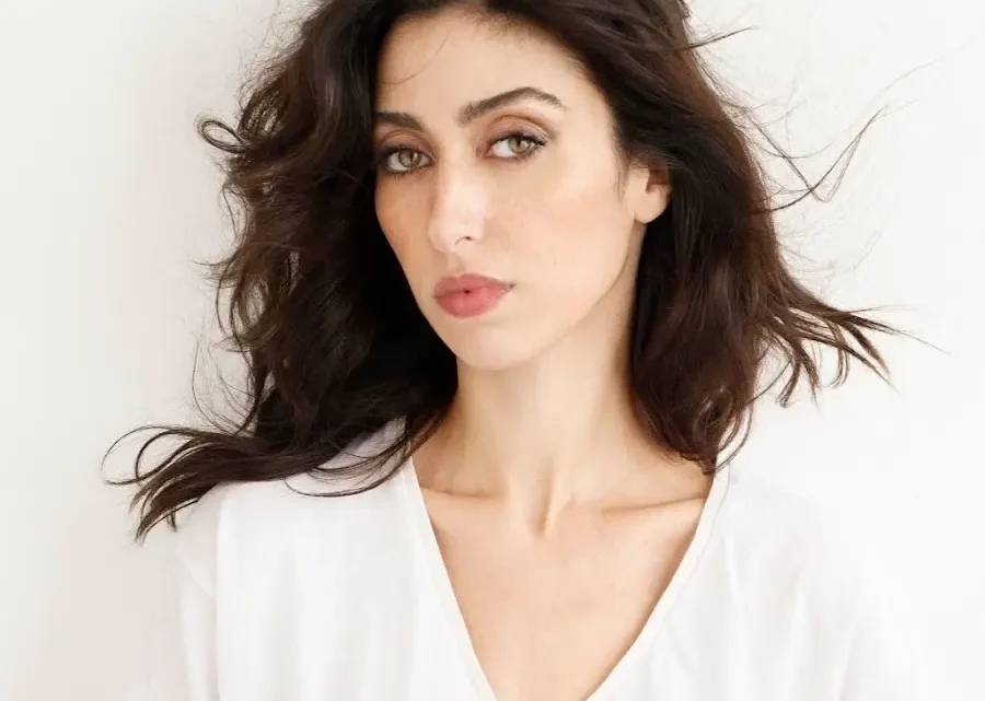 Hila Saada Biography: Ethnicity, Parents, Movies, Age, Height, Singles, Net Worth