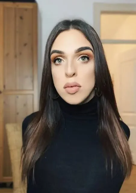 Francisco Soares Biography: Age, Net Worth, Siblings, LGBTQ+, YouTube, DJ, Career, Partner