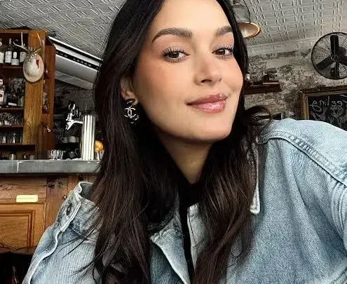 Paulina Florencia Bio: Husband, Sisters, Age, Net Worth, YouTube, Career, Parents, Instagram