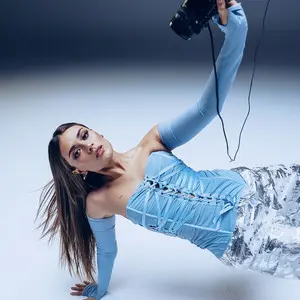 Daniela Calle Biography: Height, Age, Partner, Net Worth, Songs,  Events, Books, Awards, YouTube