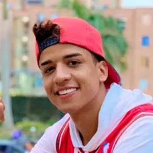 Sebastián Ramírez Bio: Age, Net Worth, Songs, Career, Girlfriend, Albums, Wiki