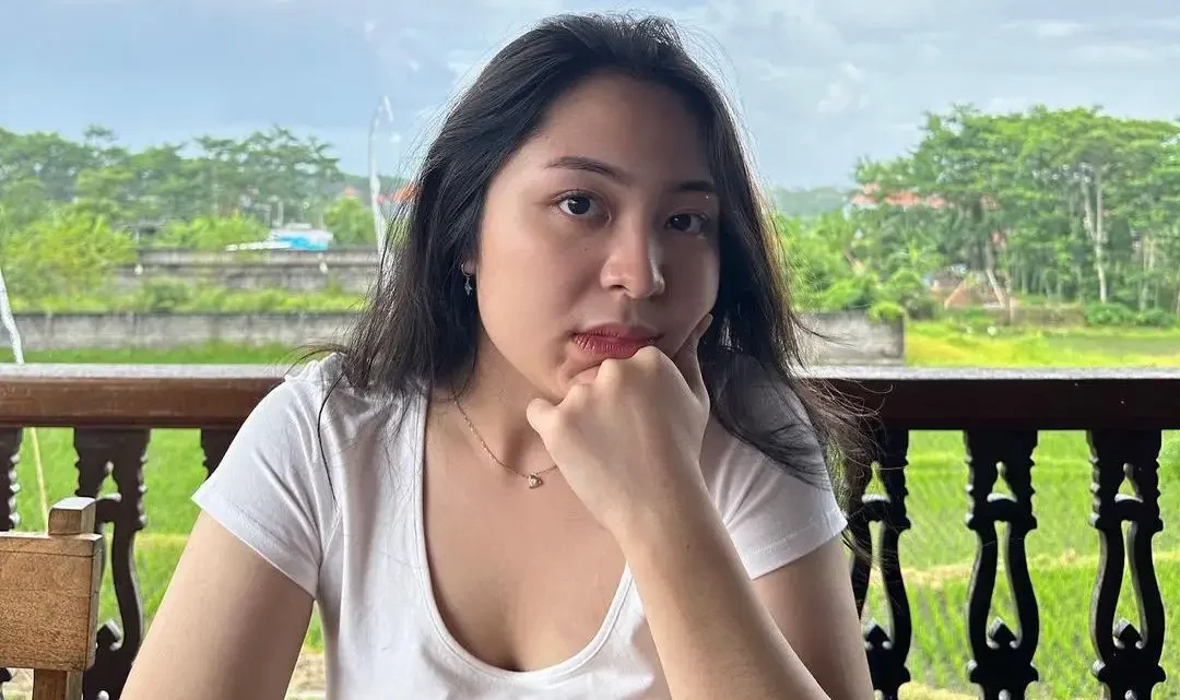 Bernadya Ribka Jayakusuma Bio: Siblings, Height, Songs, Husband, Net Worth, Parents, Age, Religion, Awards