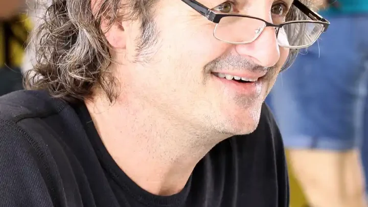 Jeff Smith (cartoonist) Biography: Wife, Net Worth, Cartoons, Age, Ethnicity, Height, Religion