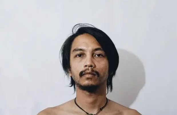 Senju Fiersa Besari Biography: Wife, Songs, Ethnicity, Age, Parents, Books, Instagram, Religion, Net Worth