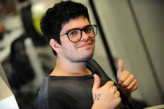 El Demente Biography: YouTube, Awards, Movies, Comedy, Age, Net Worth, Height, Girlfriend