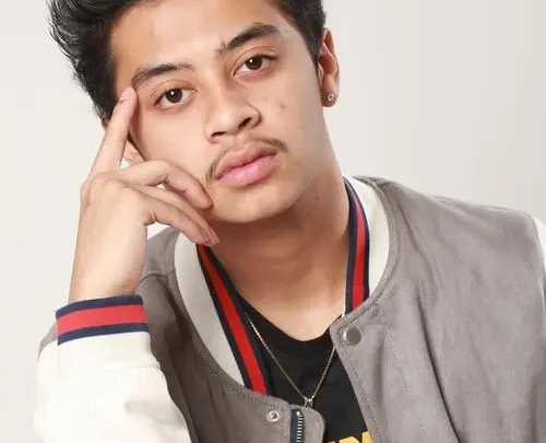 Bastian Steel Biography: Albums, Ethnicity, Age, Movies, Height, Parents, Songs