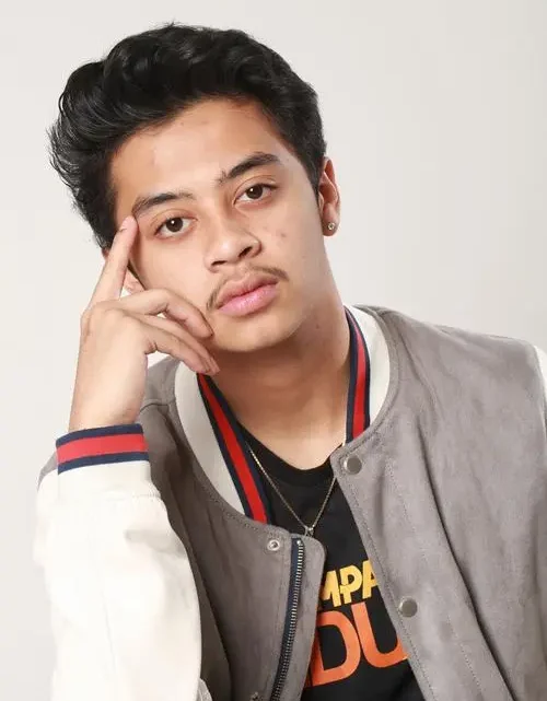 Bastian Steel Biography: Albums, Ethnicity, Age, Movies, Height, Parents, Songs