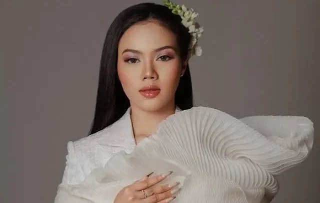 Yunita Rachman Biography: Husband, Albums, Ethnicity, Age, Parents, Instagram, Religion, Net Worth, Awards