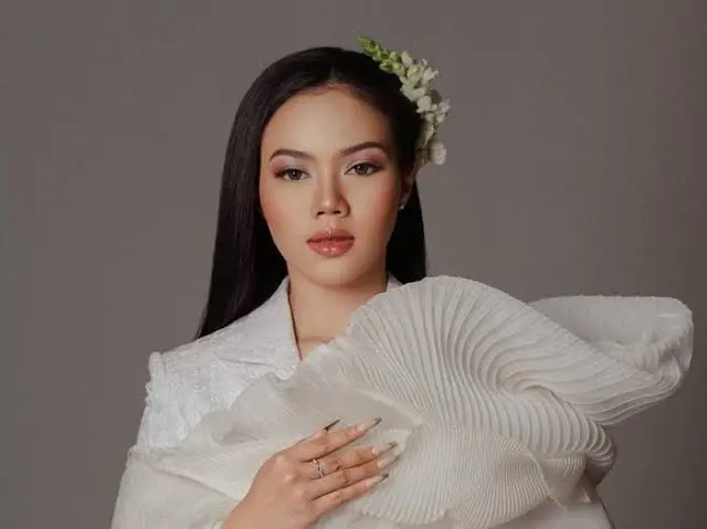 Yunita Rachman Biography: Husband, Albums, Ethnicity, Age, Parents, Instagram, Religion, Net Worth, Awards