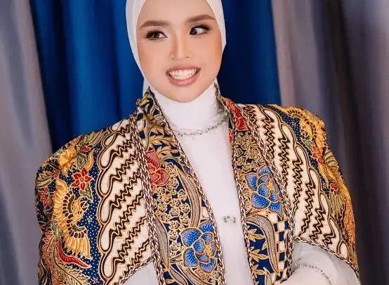 Putri Ariani Biography: Awards, Songs, Real Name, Height, Age, Ethnicity, Religion, Net Worth
