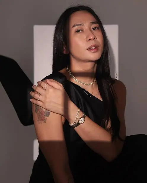 Jovi Adhiguna Biography: Parents, Instagram, Fashion Design, Height, Age, Makeup, Net Worth