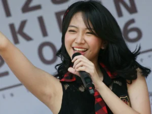 Shania Junianatha