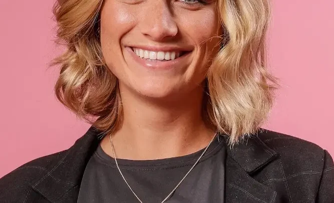 Julie Vermeire Biography: Husband, Ethnicity, Movies, Net Worth, Awards, Age, Height, Parents