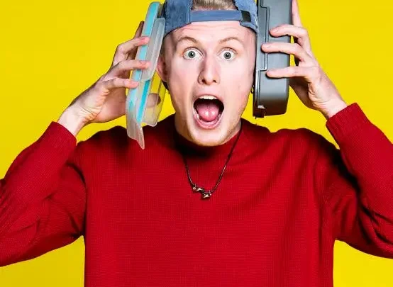 Elias Verwilt Biography: Girlfriend, Height, TikTok, Net Worth, Parents, Age, Religion