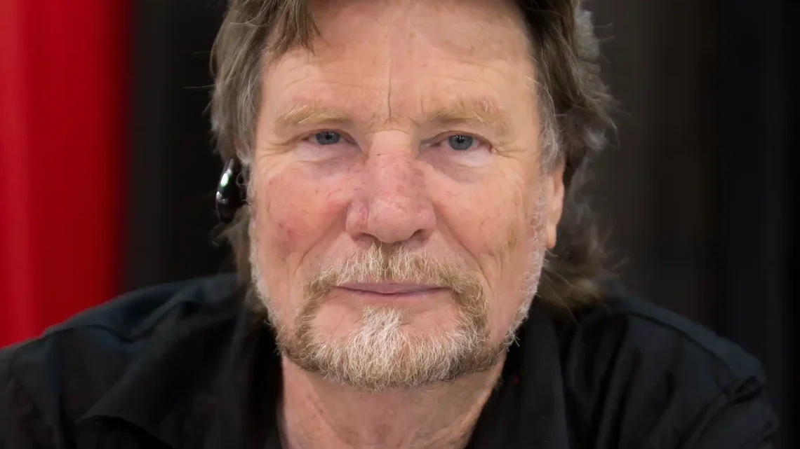 Vernon Wells Biography: Ethnicity, Parents, Net Worth, Movies, Age, Height, Awards, Wife