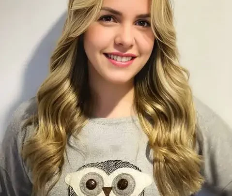 Catalina Salazar Bio: Age, Net Worth, TV Shows, Cosplay, Career, Husband, Instagram, Parents