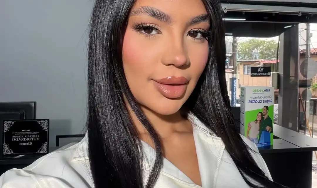 Manuela Gómez Biography: Height, Net Worth, Age, Boyfriend, Siblings, Brands, Parents, Religion, Instagram