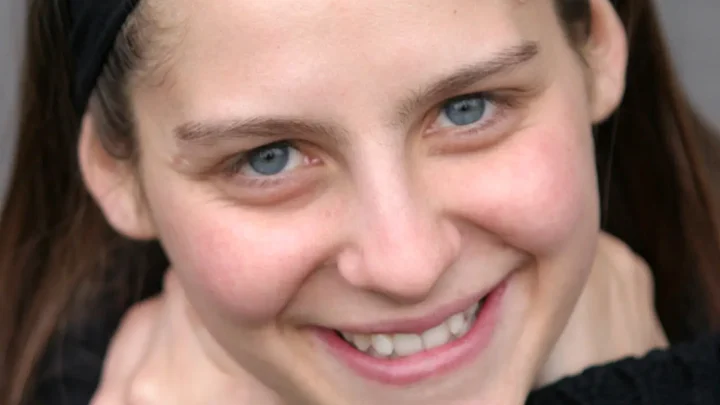 Francisca Lewin Biography: Age, Parents, Net Worth, Height, Career, Spouse, Kids