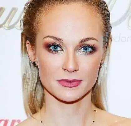 Aleksandra Adamska Bio: Boyfriend, Ethnicity, Movies, Parents, Age, Religion, Net Worth