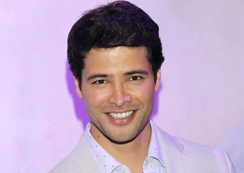 Moisés Peñaloza Biography: Parents, Age, Height, Net Worth, Spouse, Kids, Movies, TV Shows