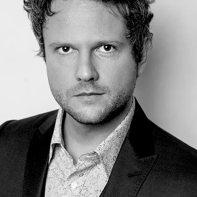 Selton Mello Biography: Height, Parents, Age, Net Worth, Wife, Kids, Movies, TV Shows