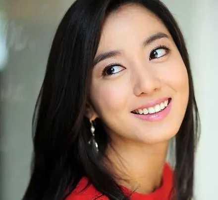 Lee So-yeon Bio: Age, Height, Net Worth, TV Shows, Ex-Husband, Sisters, Movies, Wiki