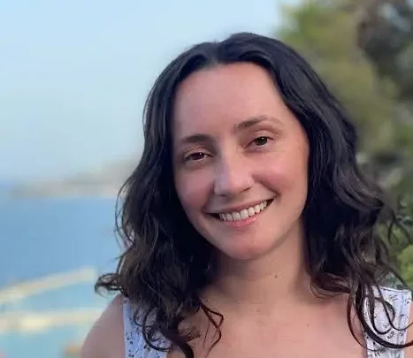 Mariana Zapata Biography: TikTok, Height, Age, Husband, Parents, Net Worth, Books, Ethnicity, Education