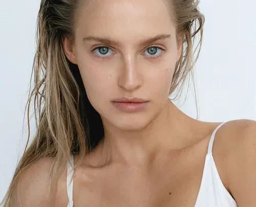 Karolina Pisarek Biography: Tv Shows, Husband , Net Worth, Movies, Ethnicity, Instagram, Age