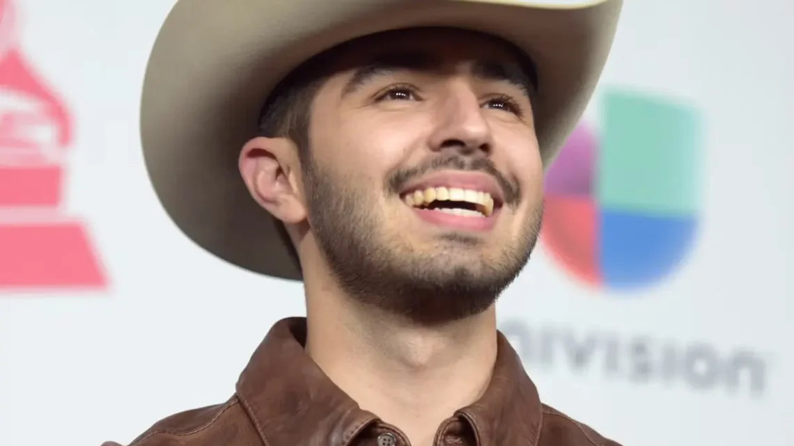 Joss Favela Biography: Age, Height, Net Worth, Songs, Wife, Albums, Parents