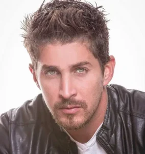Jonathan Islas