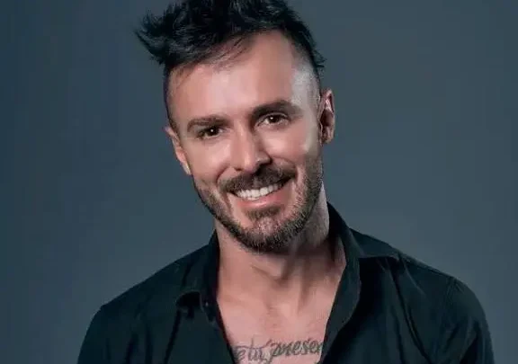 Tatán Mejía Biography: Age, Net Worth, Wife, Height, TV Shows, Parents, Children, Career, Religion