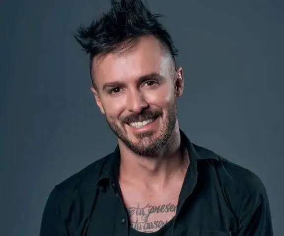 Tatán Mejía Biography: Age, Net Worth, Wife, Height, TV Shows, Parents, Children, Career, Religion