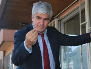 Nicolás Larraín