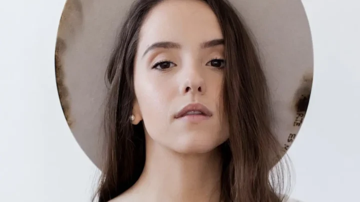 Evaluna Montaner Biography: Spouse, Age, Parents, Net Worth, Height, Kids, Songs, Movies