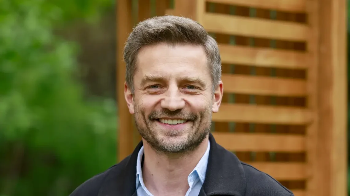 Marcin Rogacewicz Biography: Ethnicity, Wife, Net Worth, Parents, Age, Religion