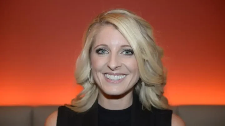 Noa Neal Biography: Age, Career, Net Worth, Husband, Parents, Ethnicity, Songs, Albums