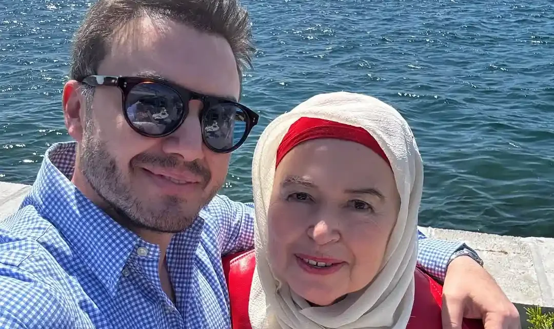 Mustafa Ceceli Biography: Wife, Age, Parents, Net Worth, Songs, Height, Albums