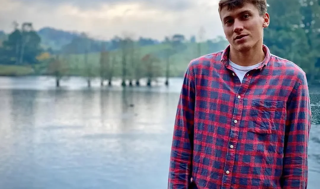 Marcos Giles Biography: Age, Career, Net Worth, Wife, Parents, Ethnicity