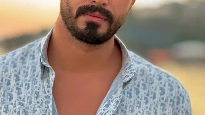 Cenay Türksever Biography: Music Videos, Girlfriend, Movies, Height, Parents, Age, Net Worth, Siblings