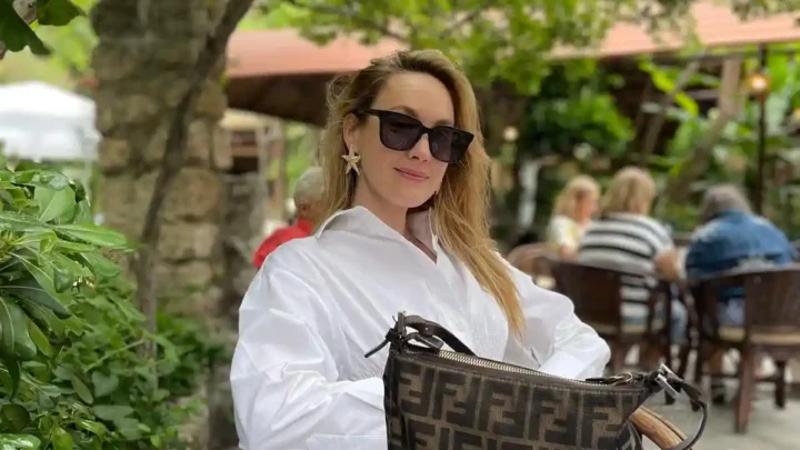 Sjokz Biography: Pictures, Boyfriend, Height, Parents, Age, Net Worth, Siblings, Twitch