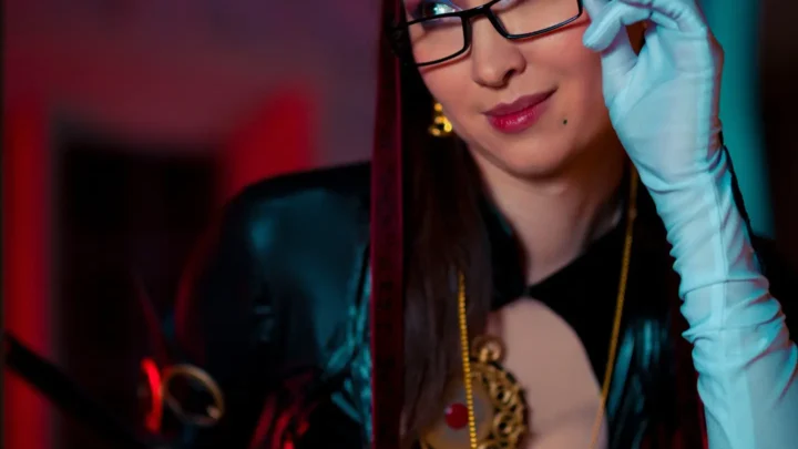 Ovilee May Biography: TV Show, Height, Parents, Age, Net Worth, Siblings, Relationship, Gaming