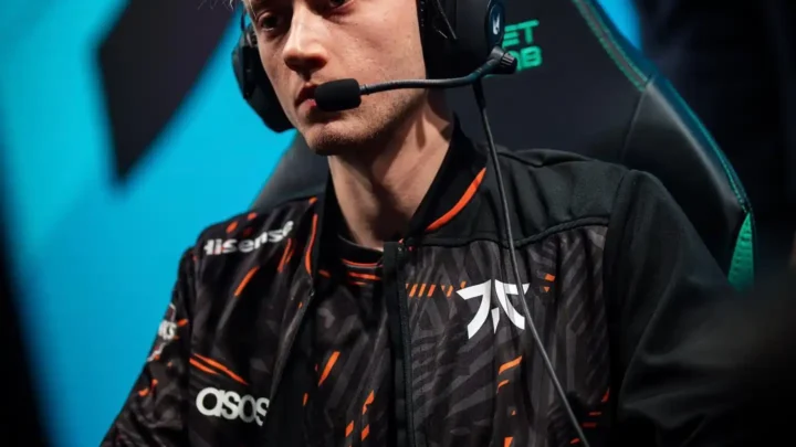 Rekkles Biography: Net Worth, Siblings, Height, Parents, Age, Girlfriend, Twitch, Birthday, Pictures, Gaming