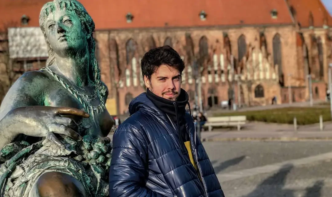 xPeke Biography: Awards, Twitch, Girlfriend, Height, Parents, Age, Net Worth, Siblings