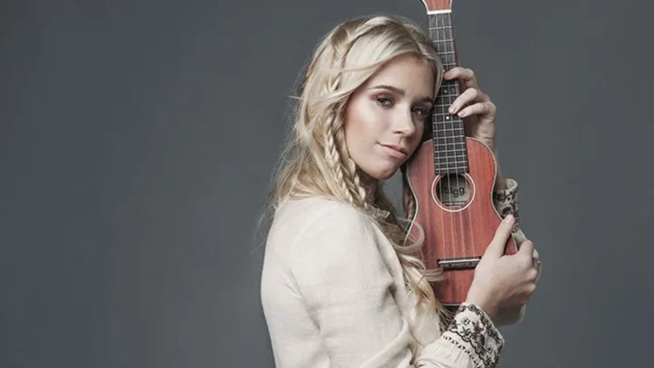 Connie Isla Biography: Age, Career, Net Worth, Instagram, Parents, Husband, Songs, Videos